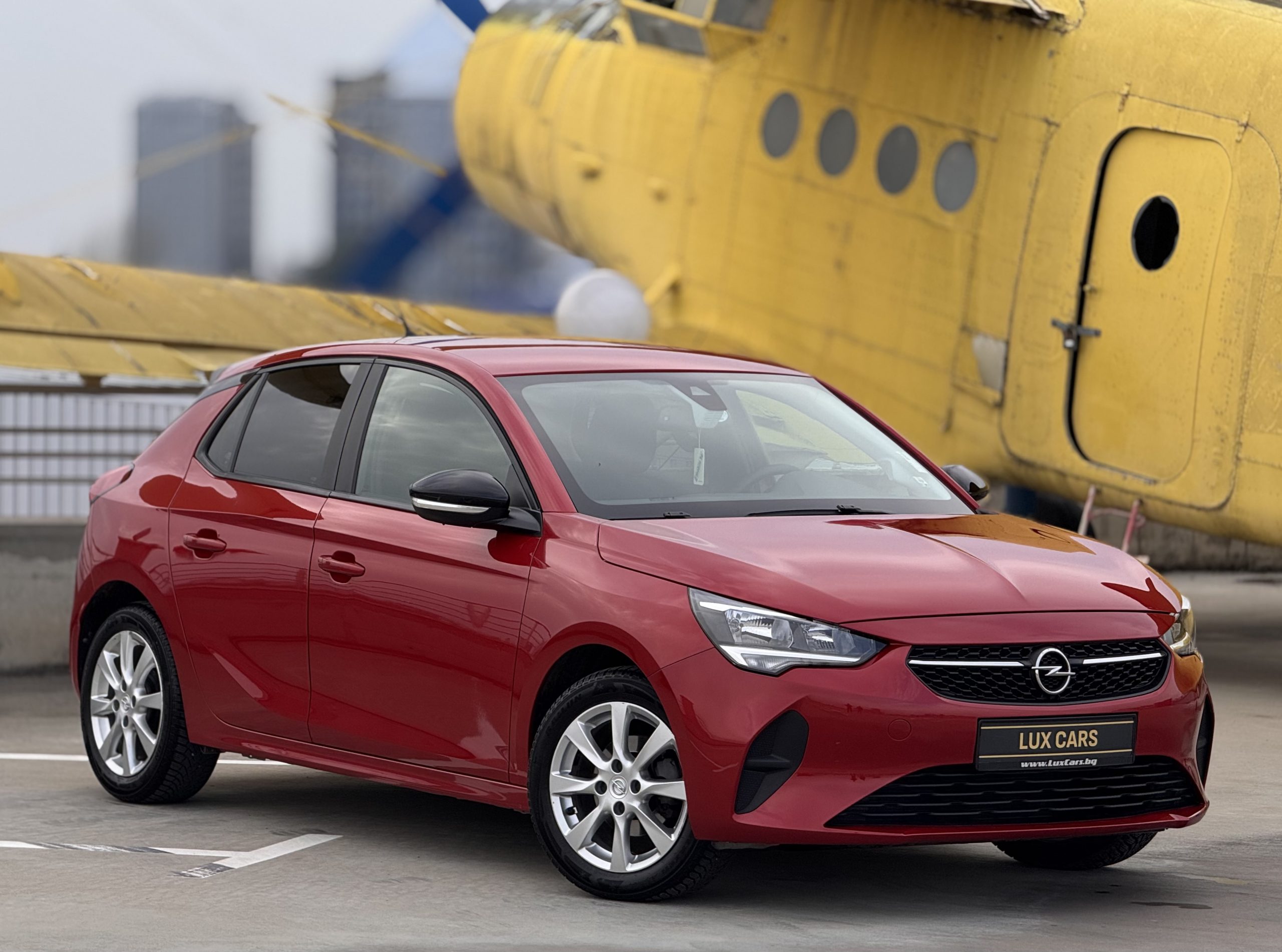 Opel Corsa – 45000км – 1.2 – Navi – Line ass – Clima – ACC –