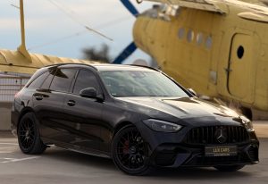 Mercedes-Benz C 300 – 63 AMG pack – Digital – Ambient – Distronic – Burmester –